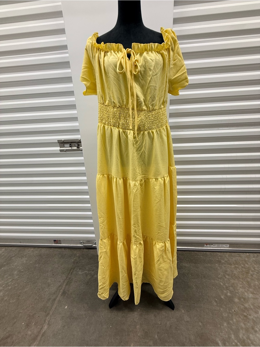 Yellow Off-Shoulder Tiered Maxi Dress - Unbranded